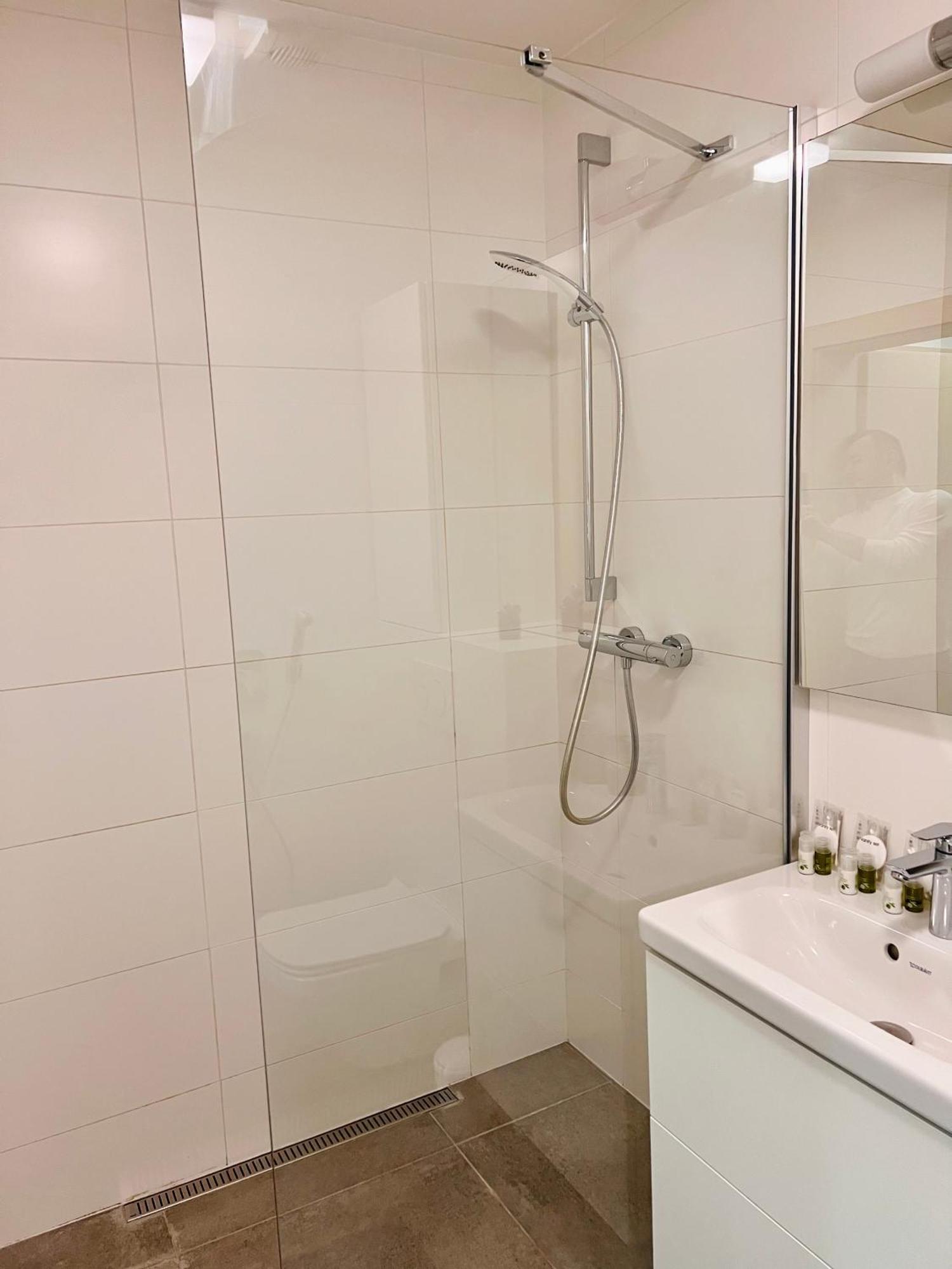 Old Town City Center Apartment 1 - Private Parking Included Kosice Bagian luar foto