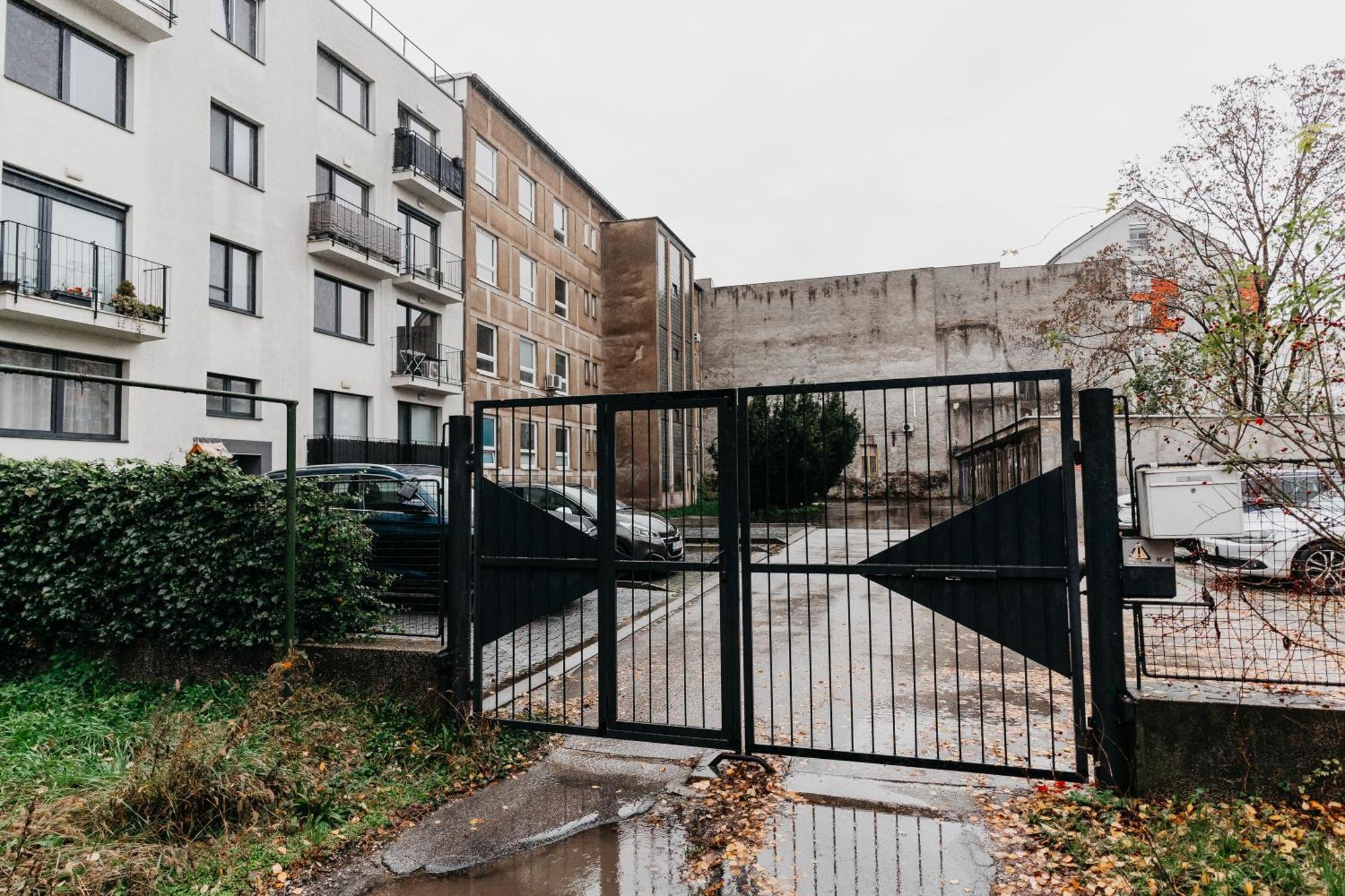 Old Town City Center Apartment 1 - Private Parking Included Kosice Bagian luar foto